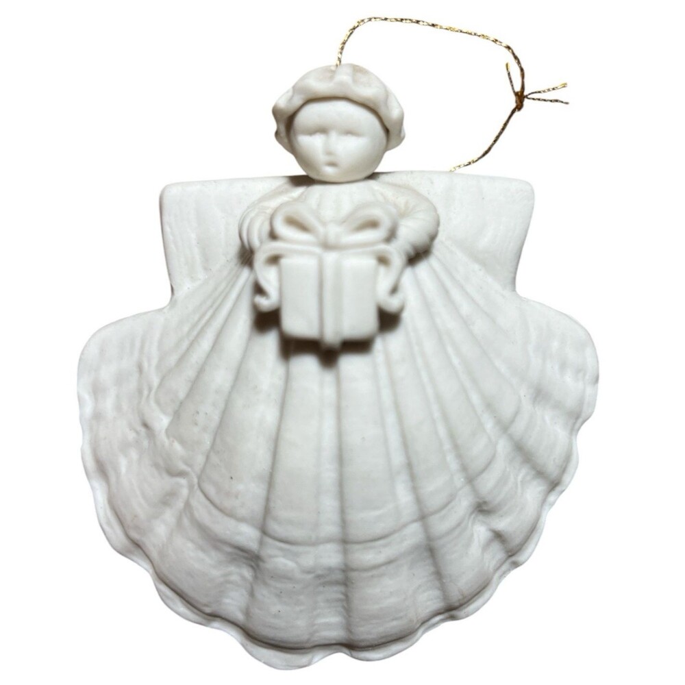 Vintage 1991 Margaret Furlong Angel Ornament Christmas Shell Bisque Handmade 4"
